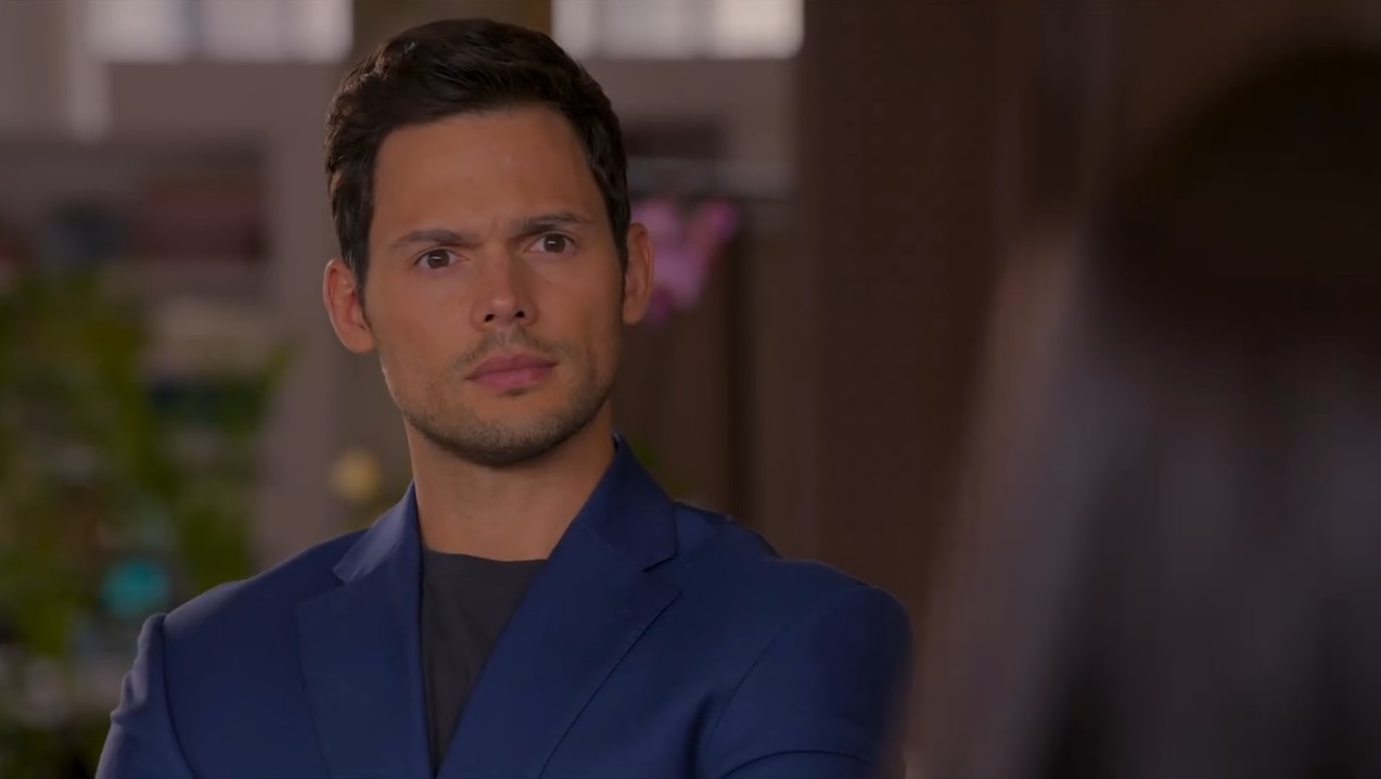 Los Hilos del Pasado Capitulo 35 Completo